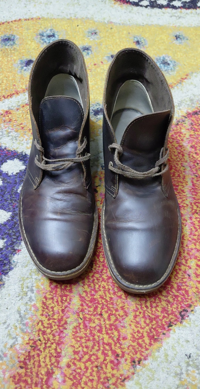 Clarks Men's Dark Brown Leather Chukka Boots